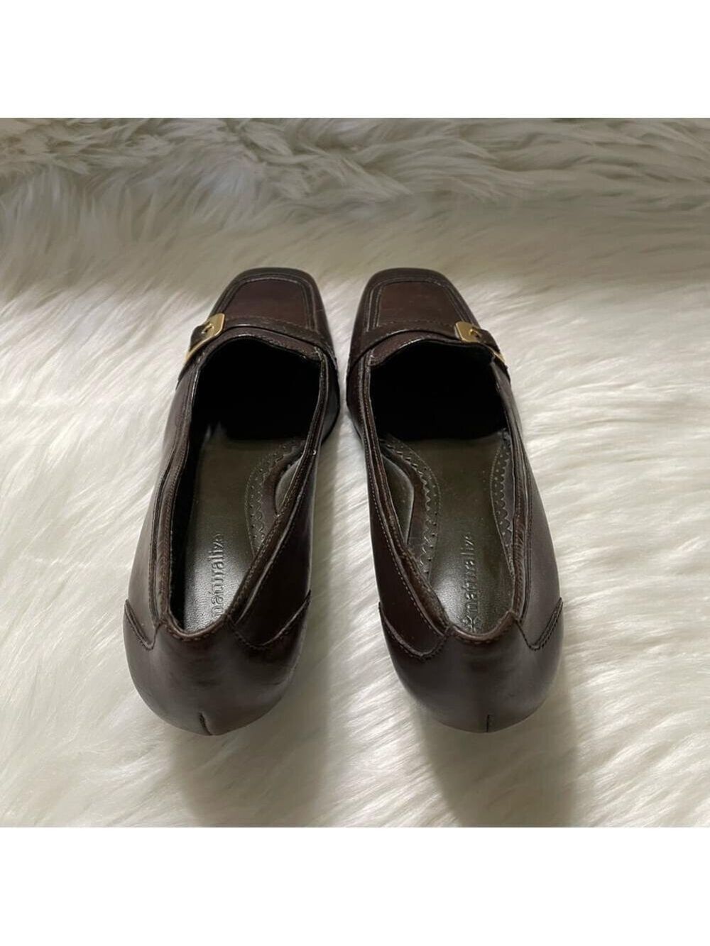 Naturalizer Brown Heels With Brass Buckle Size 7.5 - Picture 4 of 8